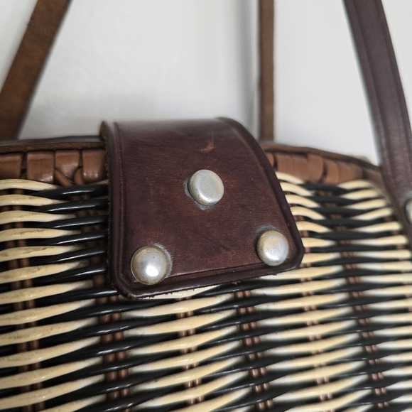 1960s Vintage Wicker And Leather Purse - Picture 8 of 11
